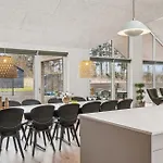 Semesterbostad Lovely In With Sauna